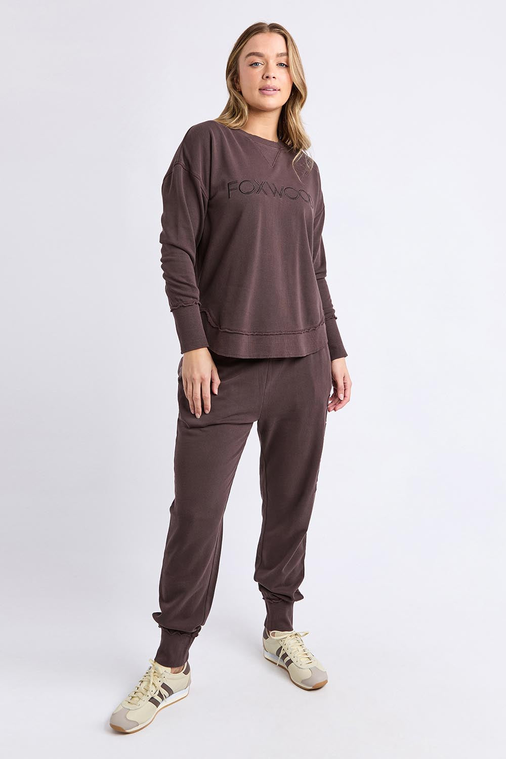 Elements Simplified Cotton Crew – Coffee