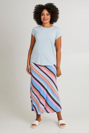 Model Olivia wearing size 10 of the Elements Manly Cotton Tee in colour Dreamblue (Blue), from the front, showing the whole outfit