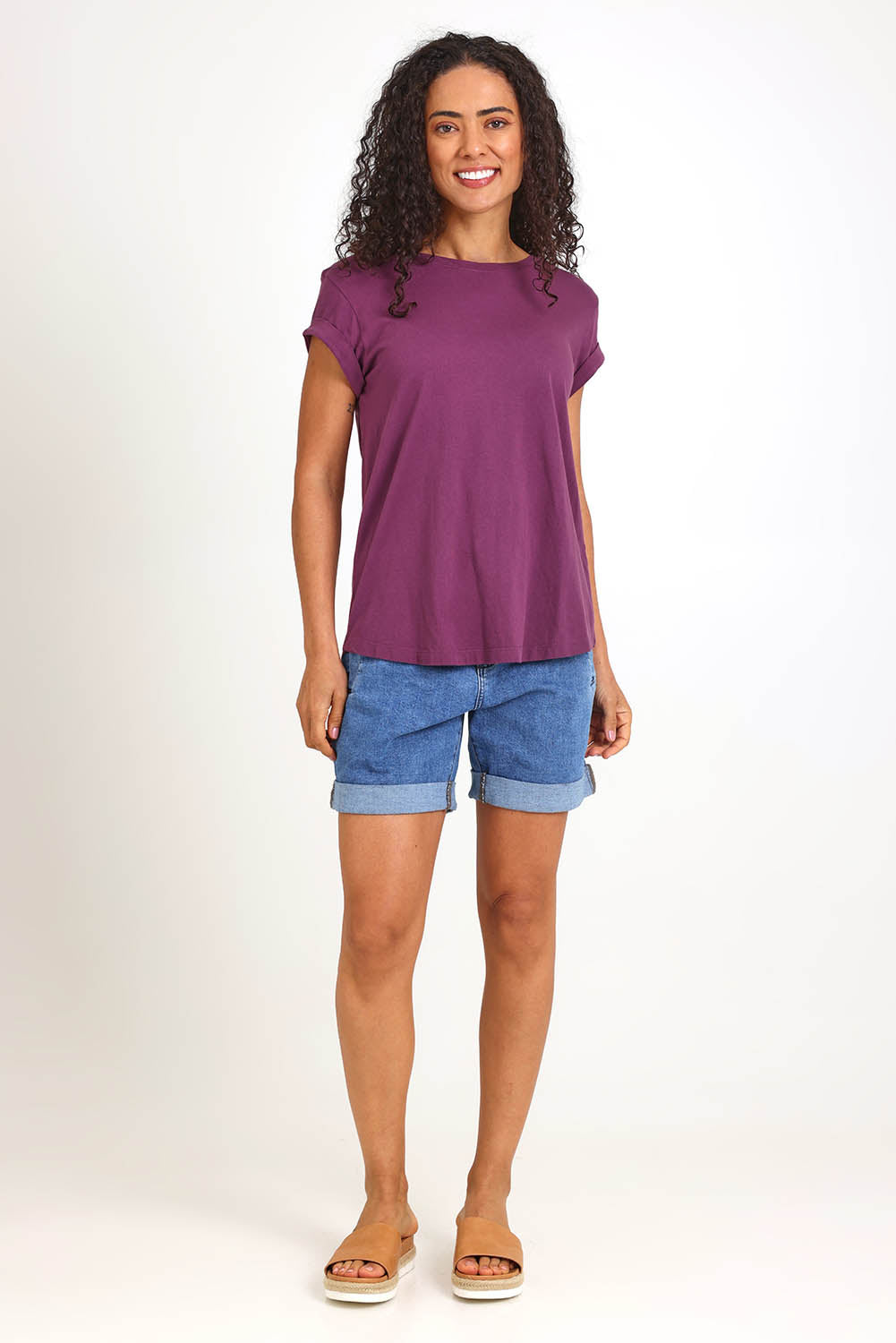 Model Pamelar wearing size 10 of the Elements Manly Cotton Tee – Plum in colour Plum, from the front