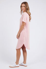 Model Genericm wearing size sample of the Elements Bay Cotton Dress – Ballerinap in colour Ballerinap, from the front