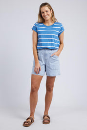 A model wearing the Elements Manly Stripe Cotton Tee in colour Bluewhite (Blue), from the front, showing the whole outfit