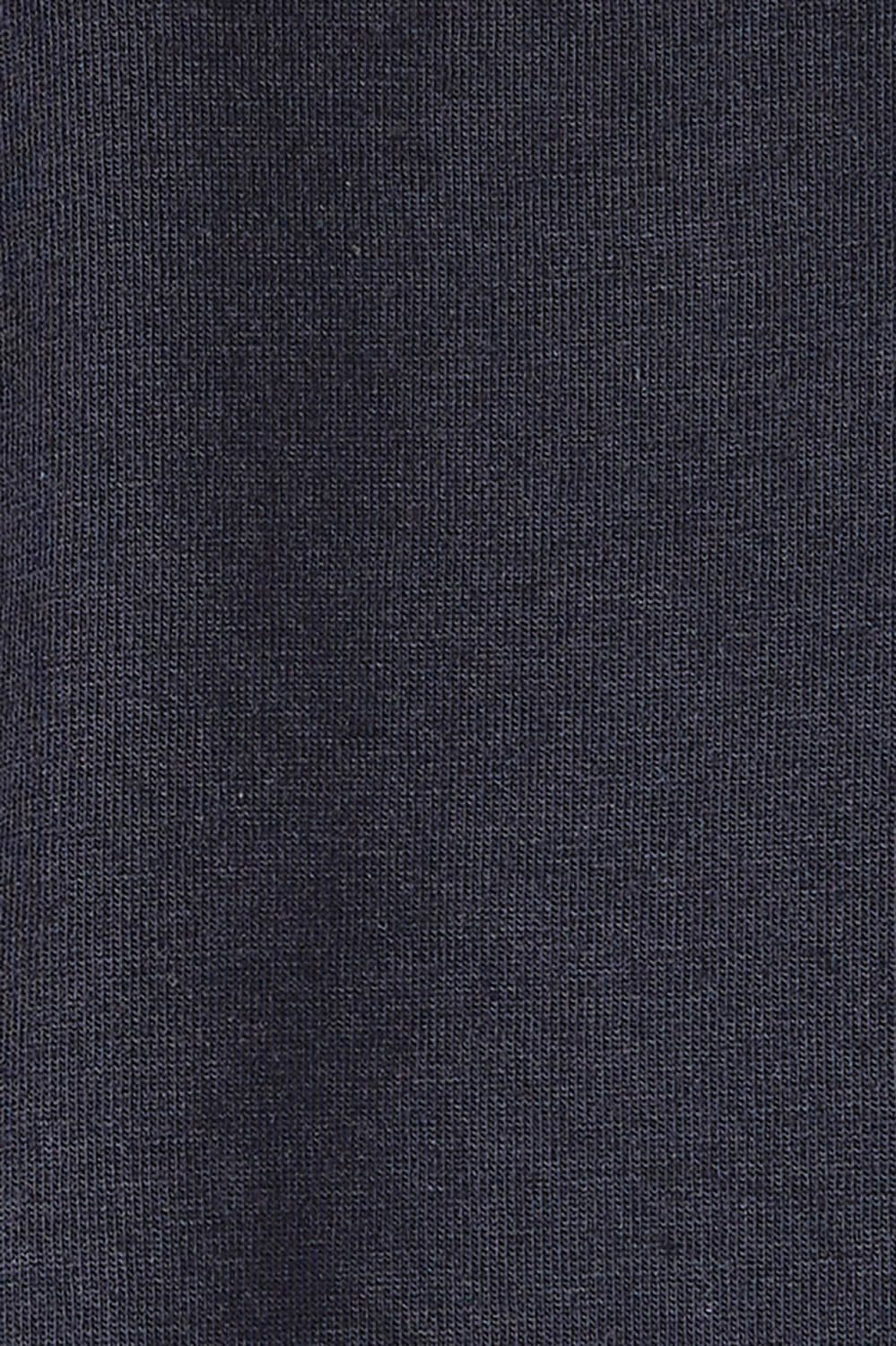 Product shot of the Elements Manly Cotton Vee Tee in colour Black (Black), detail