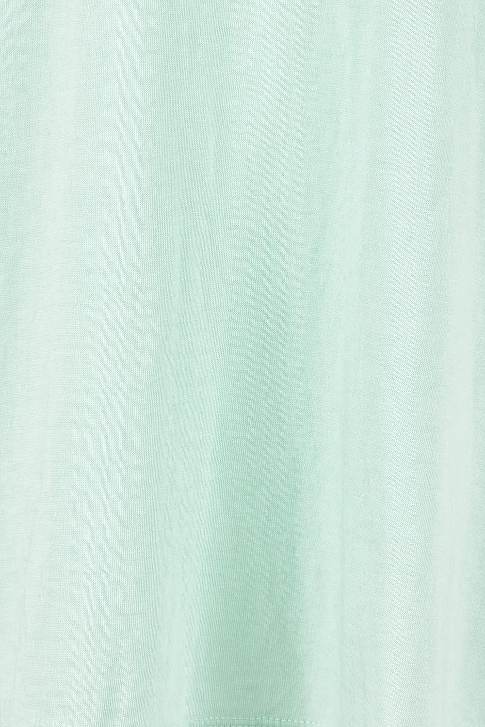 Product shot of the Elements Manly Cotton Vee Tee – Submint in colour Submint, showing detail