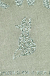 Product shot of the Effortless Cotton Crew in colour Iceburggre (Green), detail