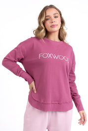 A model wearing the Elements Simplified Metallic Cotton Crew in colour Portsilver (Pink), from the front, cropped image