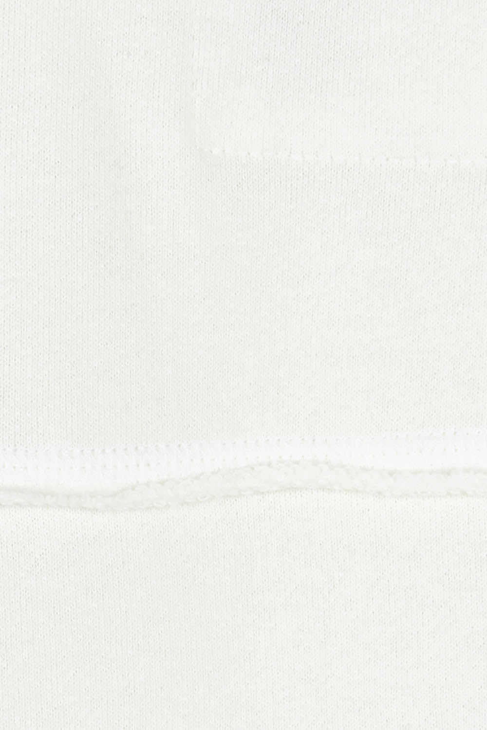 Product shot of the Leisure Simplified Tonal Crew in colour Vinwhite (White), detail