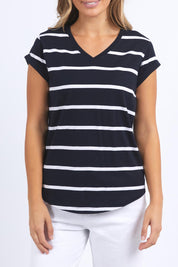 A model wearing the Elements Manly Stripe Vee Cotton Tee in colour Dksappwhit (Blue), from the front, cropped image