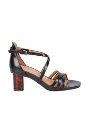 Product shot of the Abi Leather Heel in colour Black (Black), from the front
