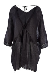 Product shot of the Beautiful Ruins Top in colour Black (Black), from the front