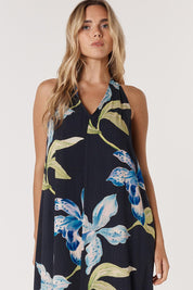 A model wearing the Anthea Linen Blend Maxi Dress in colour Blkfloral (Black), from the front, cropped image