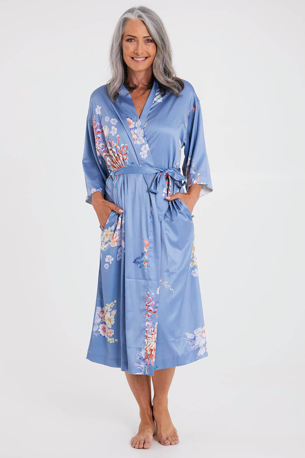 Model Luisa wearing the Rianna Mid Kimono Wrap in colour Dusk (Blue), from the front, showing the whole outfit