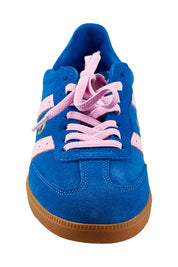 Product shot of the 2001 Parallel Suede Sneaker in colour Cobaltpink (Blue), detail