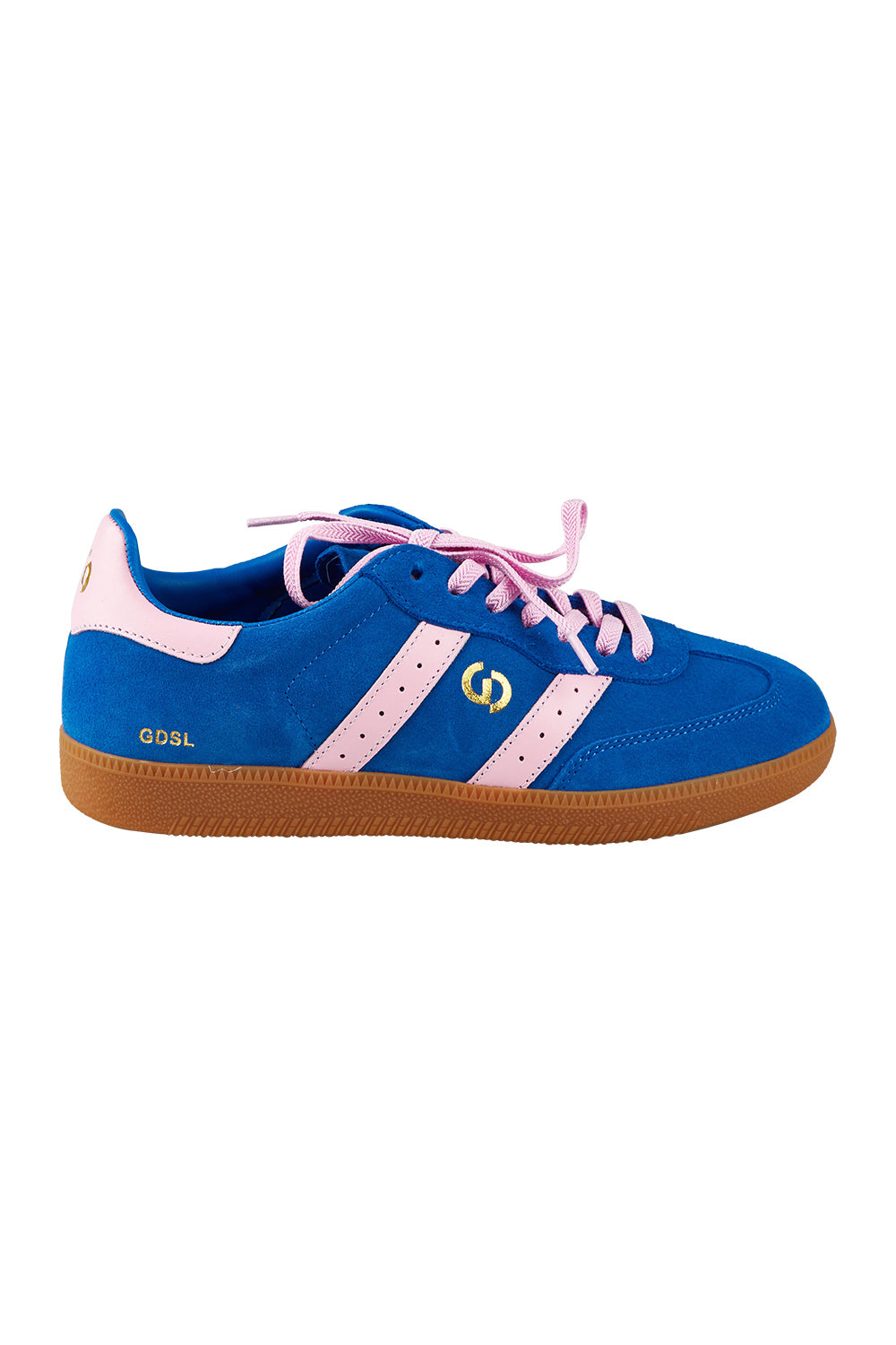 Product shot of the 2001 Parallel Suede Sneaker in colour Cobaltpink (Blue), from the front