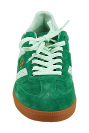 Product shot of the 2001 Parallel Suede Sneaker in colour Greenmint (Green), detail