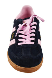 Product shot of the 2001 Parallel Suede Sneaker in colour Navypink (Blue), detail