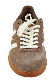 Product shot of the 2001 Parallel Suede Sneaker in colour Walnutivor, detail