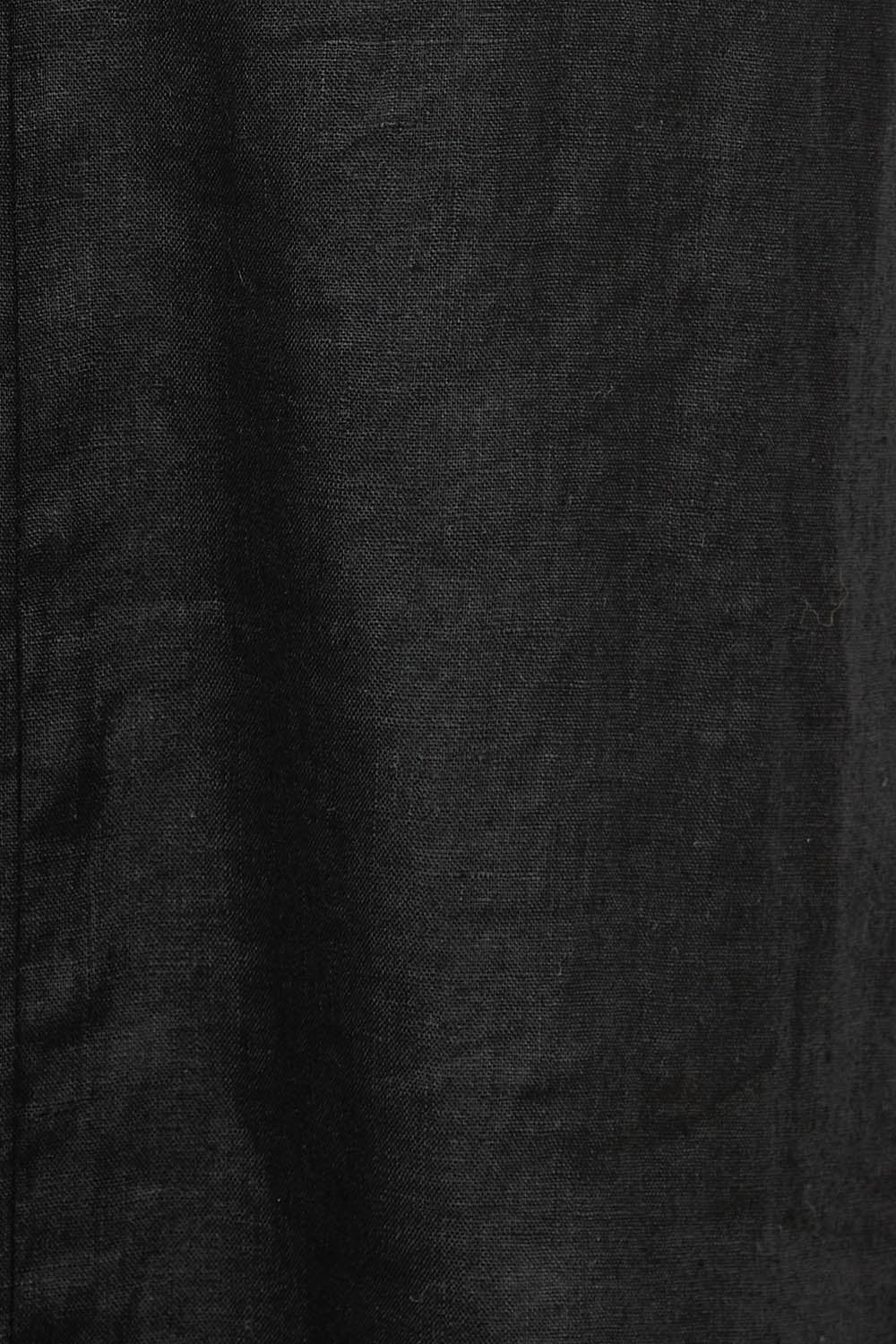 Product shot of the Piccolo Linen Skirt in colour Black (Black), detail