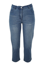 Product shot of the Cropped Miracle Jean in colour Washdenim (Blue), from the front