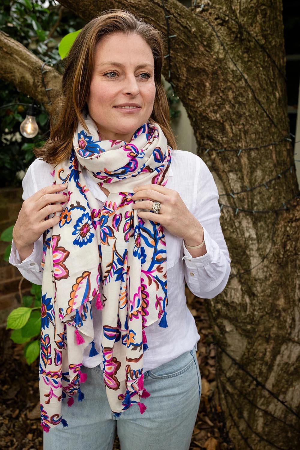 Daniella Floral Scarf – White