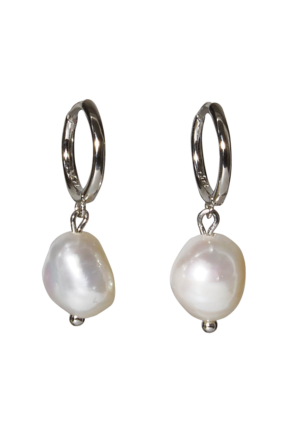 Product shot of the Freshwater Drop Pearl Earrings in colour Silver (Metallics), from the front