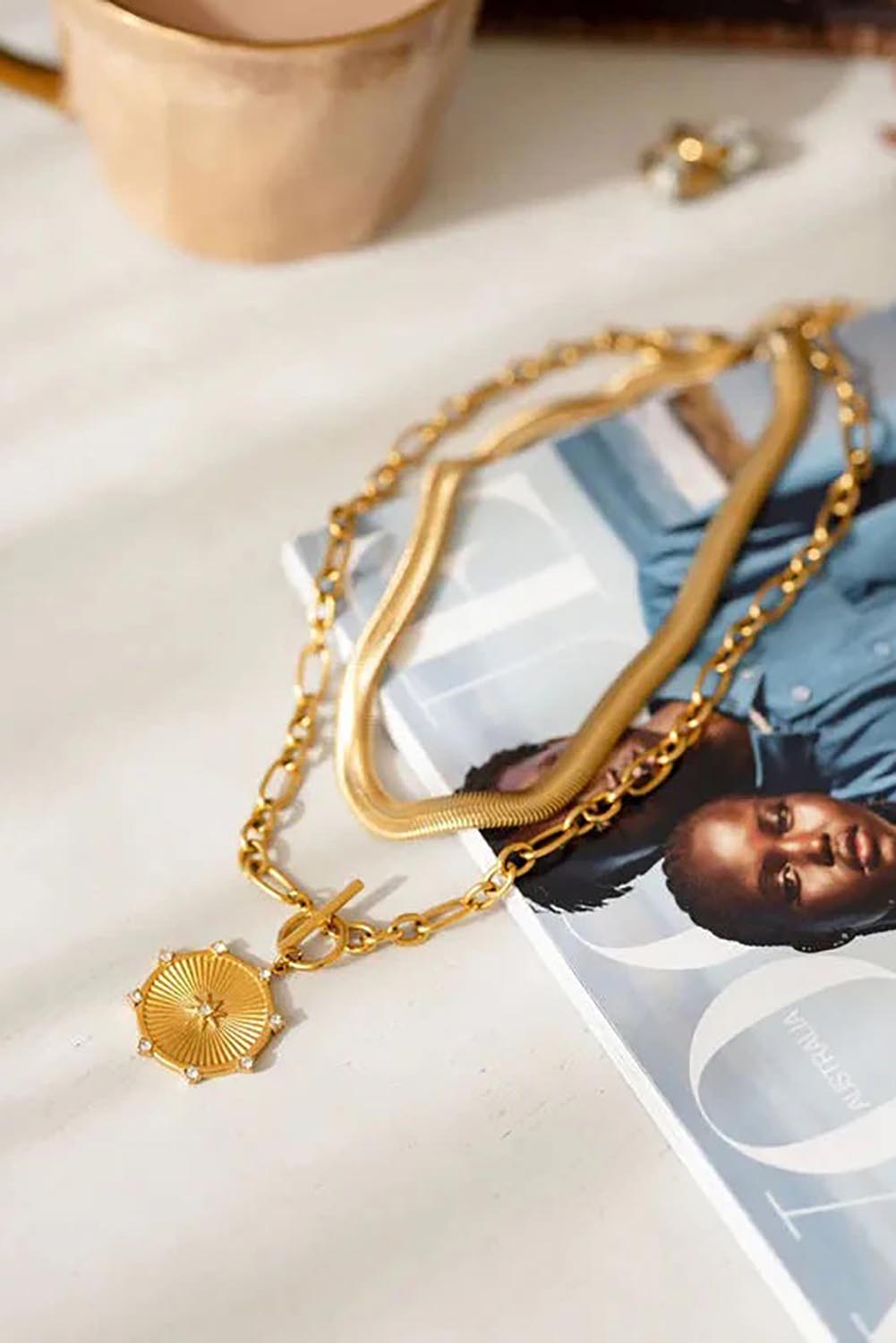 Elle Gold Fob Chain Pendant Necklace - Gold