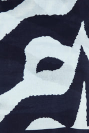 Product shot of the Isla Scarf in colour Navy (Blue), detail