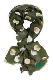 Product shot of the Jamie Scarf in colour Greenspot (Green), from the front
