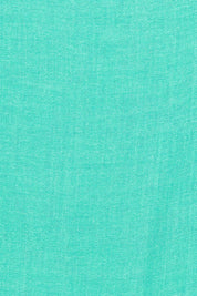 Product shot of the Solid Lightweight Scarf in colour Seafoam (Green), detail