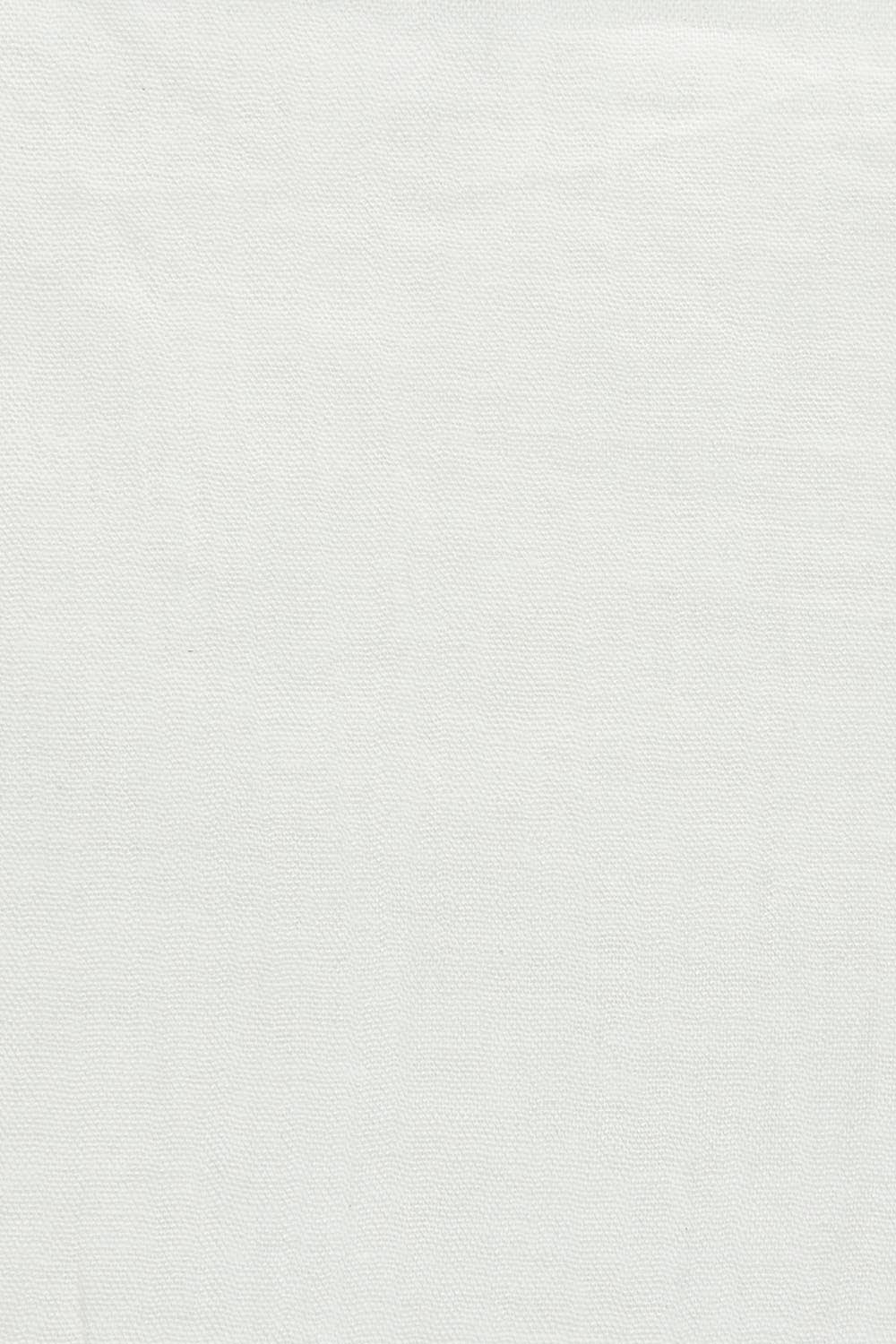 Product shot of the Solid Lightweight Scarf in colour White (White), detail