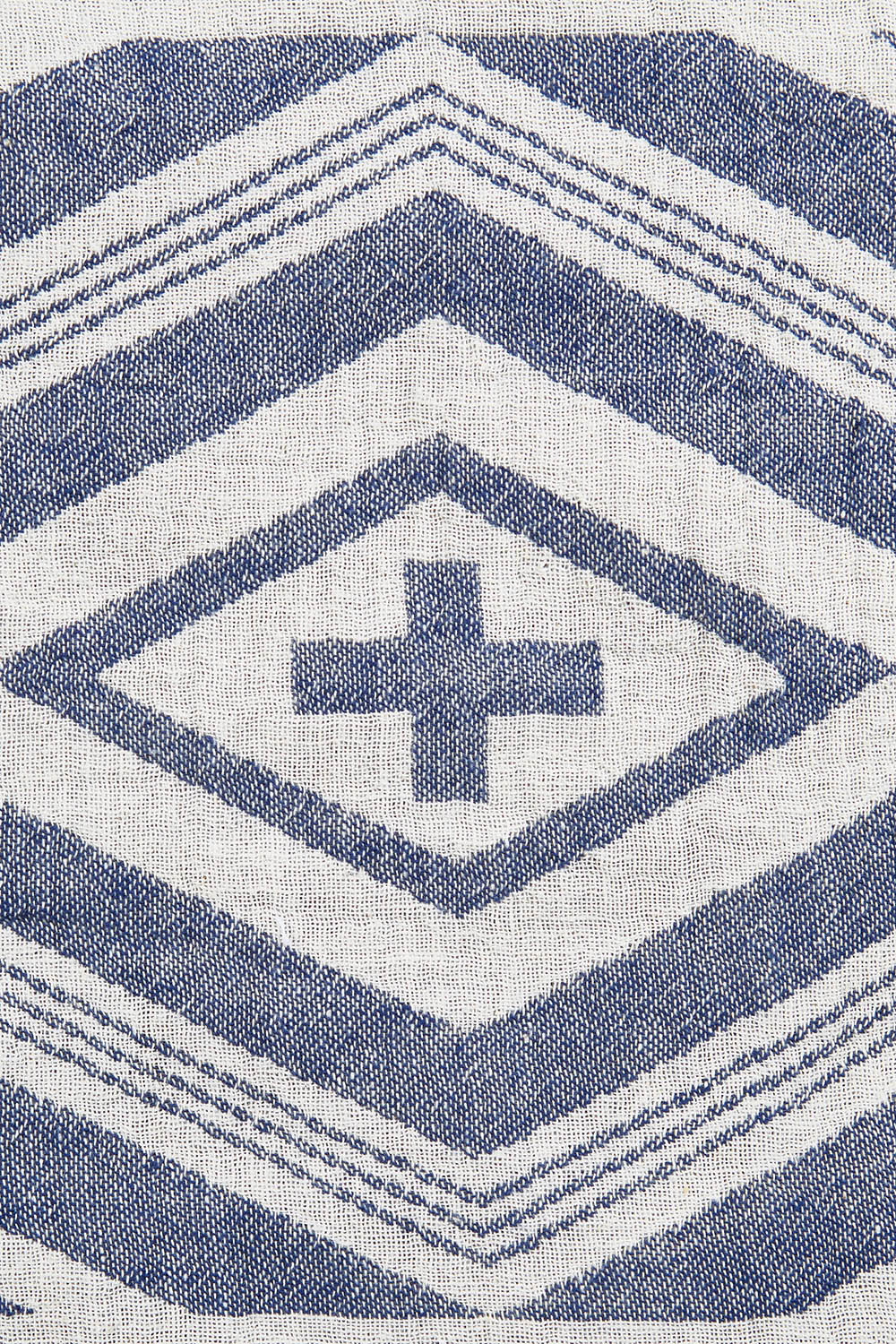Product shot of the Hammamas Aztec Towel in colour Navy (Blue), detail