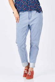 Model Edith wearing size 10 of the Boyfriend Jean in colour SilverDip (Grey), from the front, cropped image