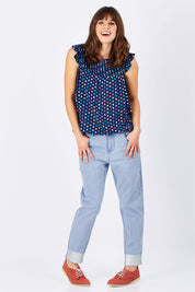Model Edith wearing size 10 of the Boyfriend Jean in colour SilverDip (Grey), from the front, showing the whole outfit