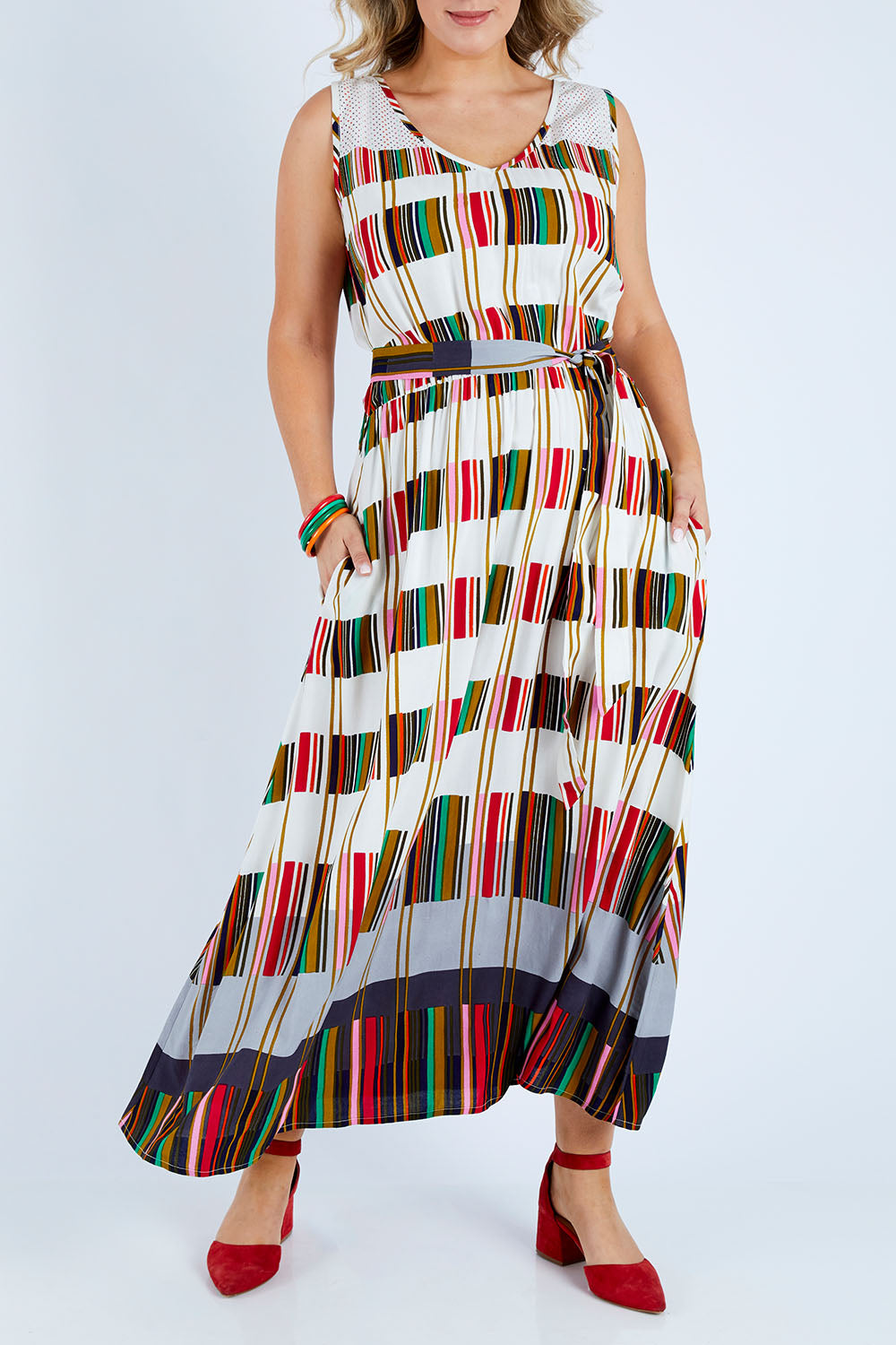 Model Jess wearing size 14 of the Tie Waist Maxi Dress in colour Coded (Grey), from the front, cropped image