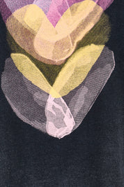 Product shot of the Heart Logo Tee – Blackpink in colour Blackpink, showing detail