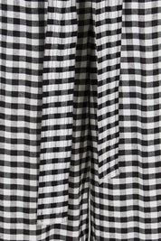 Product shot of the Cotton Waist Tie Pants – Gingham in colour Gingham, showing detail