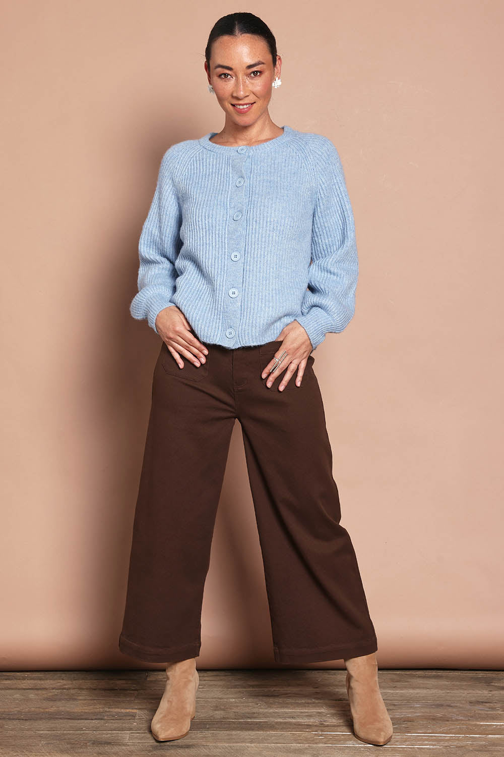 Model Katie wearing size 10 of the Wool Blend Ribbed Cardigan in colour Lightblue (Blue), from the front, showing the whole outfit