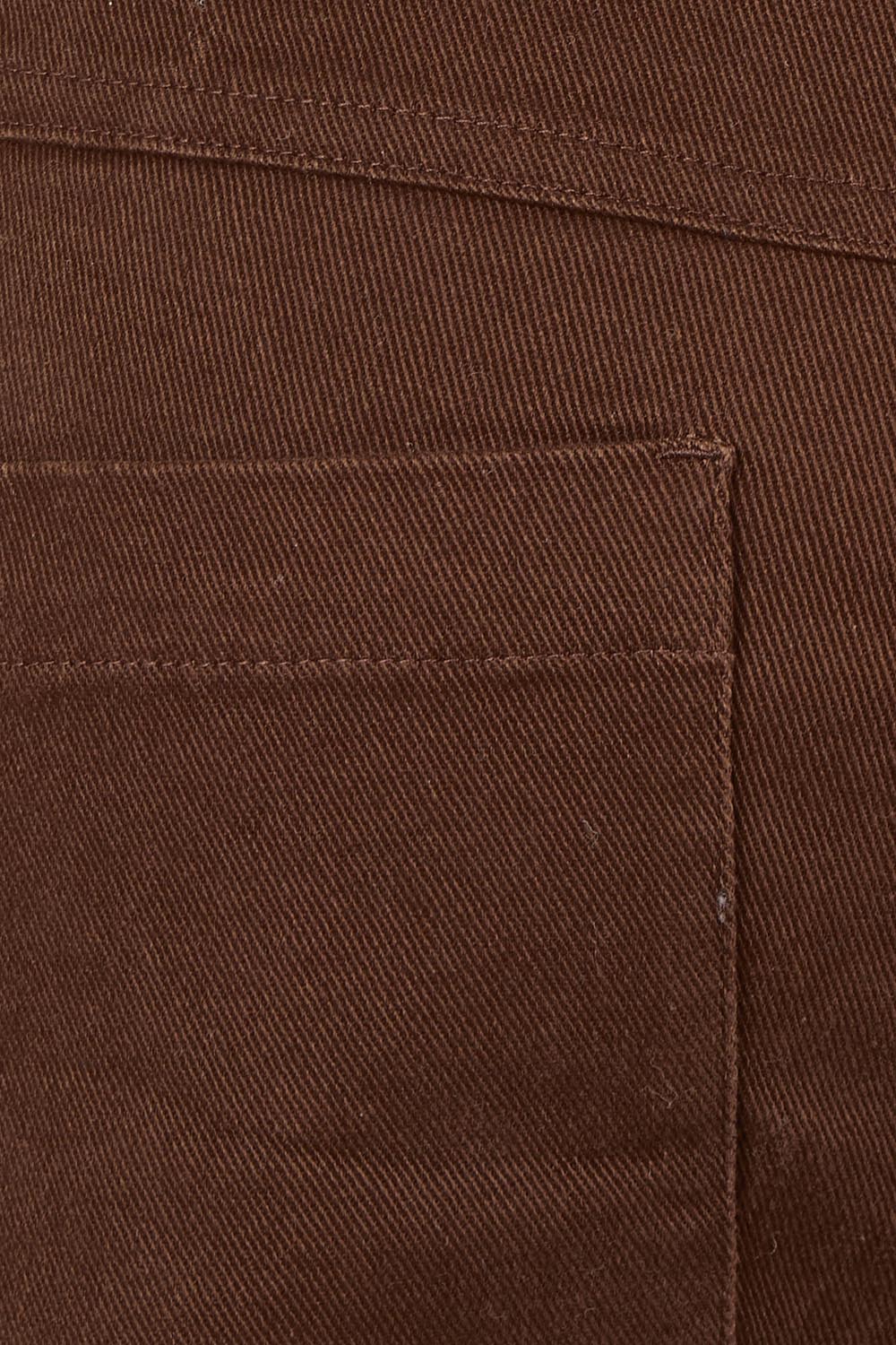 Product shot of the Cropped Denim Patch Pocket Jean in colour Chocolate, detail