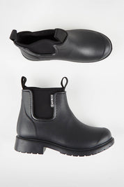 A model wearing size 37 of the Jam Neoprene Waterproof Boot in colour Black (Black), from the front, showing the whole outfit