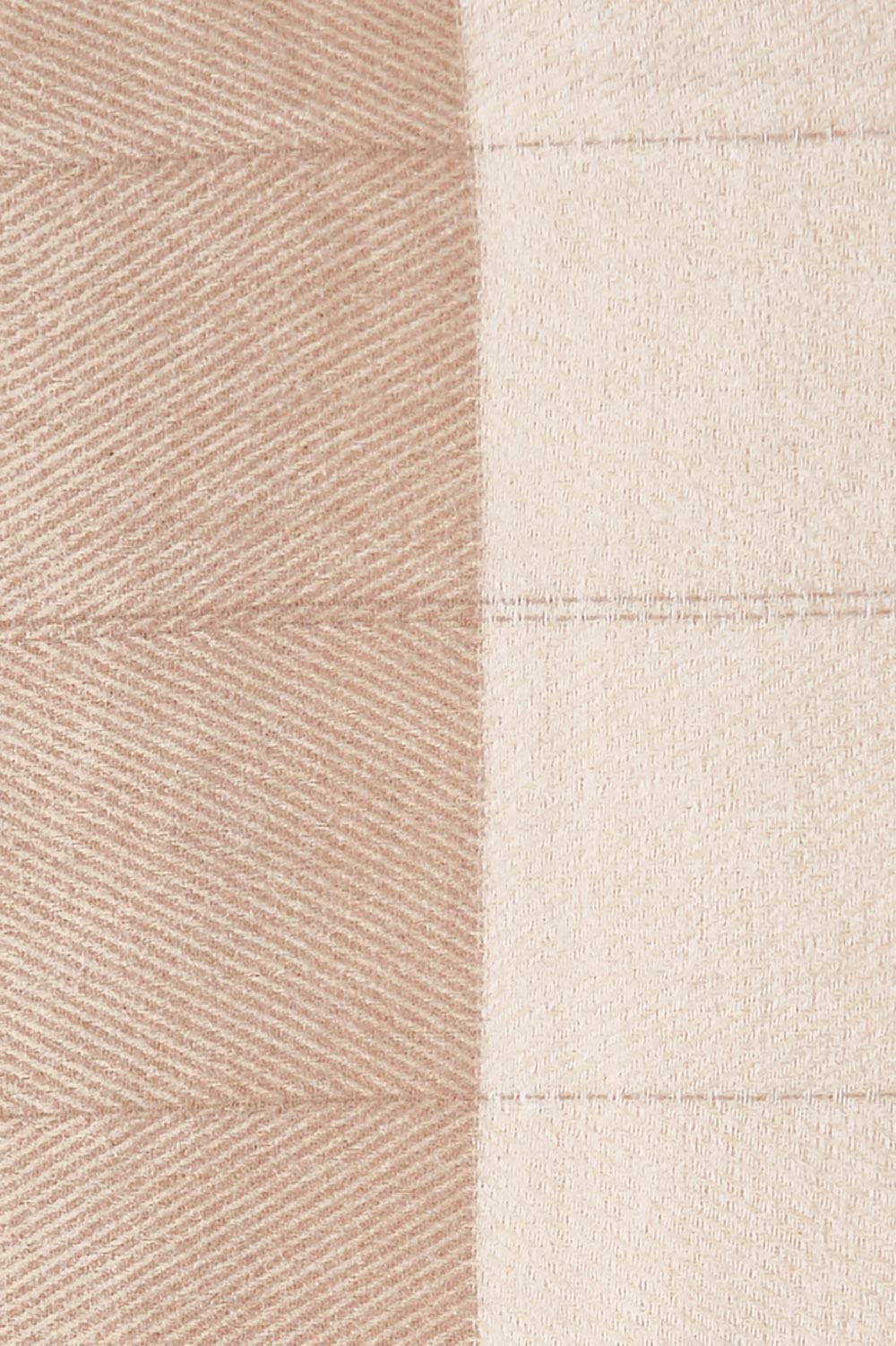 Product shot of the Chey Scarf in colour Natural, detail