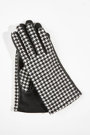 A model wearing size OneSize of the Calgary Gloves in colour Blkhounds (Black), from the front, showing the whole outfit