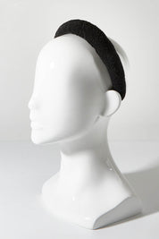A model wearing size OneSize of the Beaded Solid Headband in colour Black (Black), from the front, showing the whole outfit