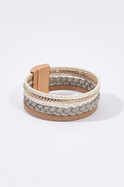 A model wearing size OneSize of the Miranda Bracelet in colour Marle (Grey), from the front, showing the whole outfit