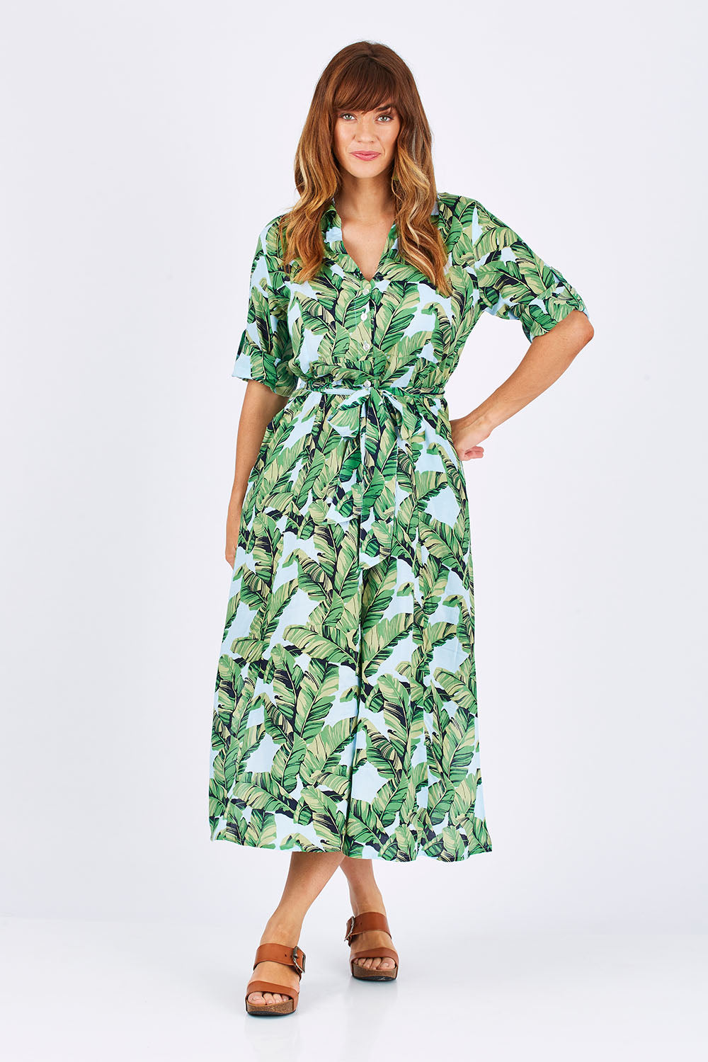 Model Laura wearing size M of the Patsy Dress in colour PapBlue (Blue), from the front, showing the whole outfit