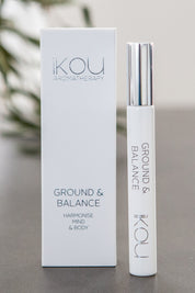 A model wearing the Aromatherapy Rolette in colour Balance (White), from the front, showing the whole outfit