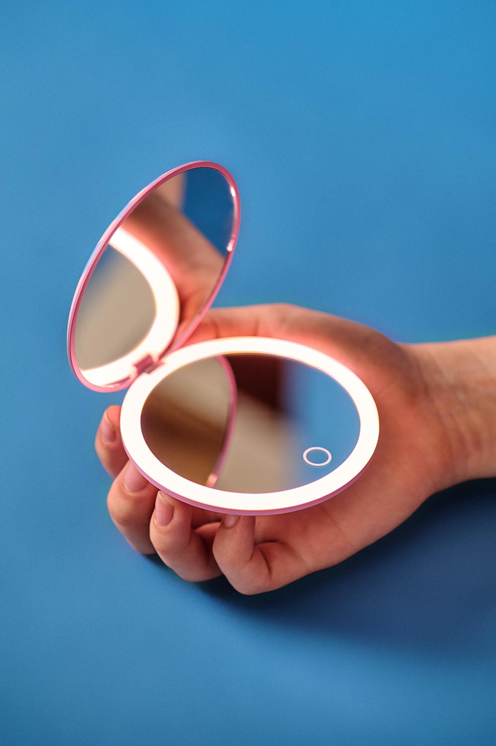 Product shot of the LED Rechargable Pocket Mirror - Squareprint in colour Squareprint, from the back