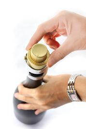 Product shot of the Pump It Up Champagne Stopper in colour Champstop (Metallics), detail