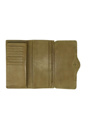 Product shot of the Roxie Leather Wallet in colour Olive (Green), detail
