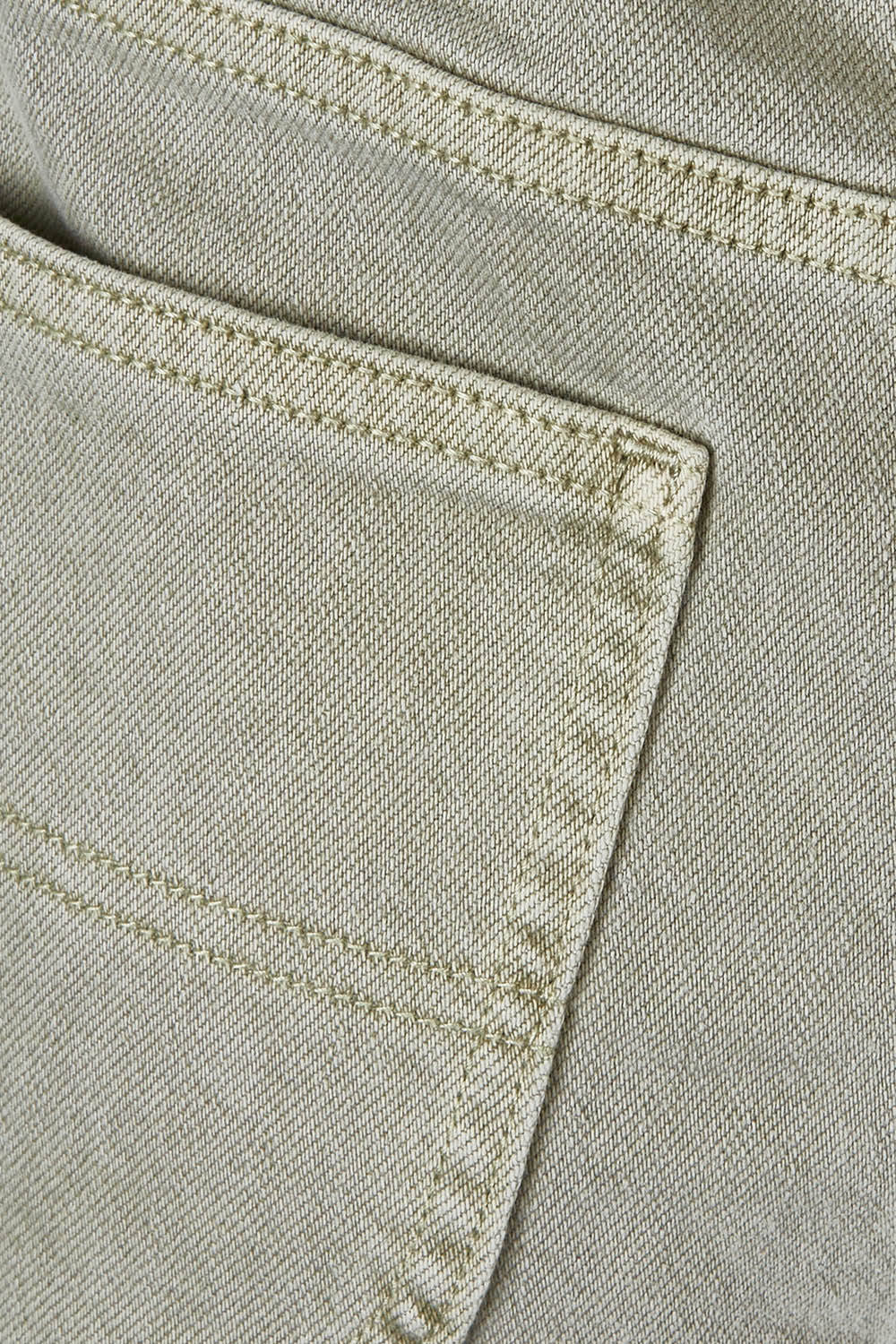 Product shot of the Girlfriend Short in colour Thyme (Green), detail