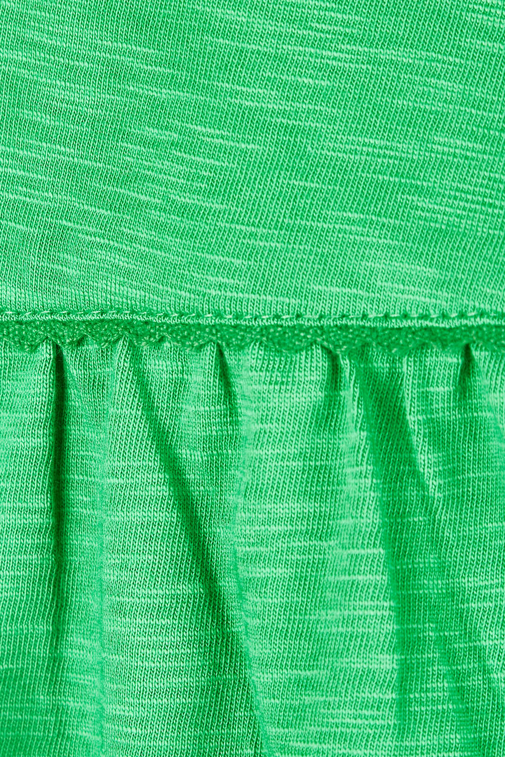 Product shot of the Peony Top in colour Bgreen (Green), detail