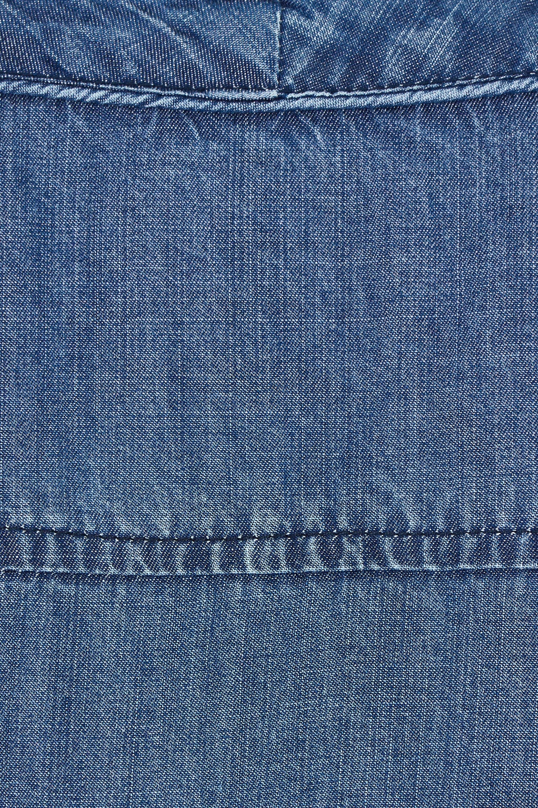 Product shot of the Deco Quilted Tencel Gilet in colour Blue (Blue), detail